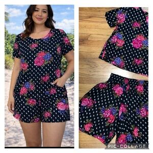 Short sleeve pull on top  elastic waistband shorts